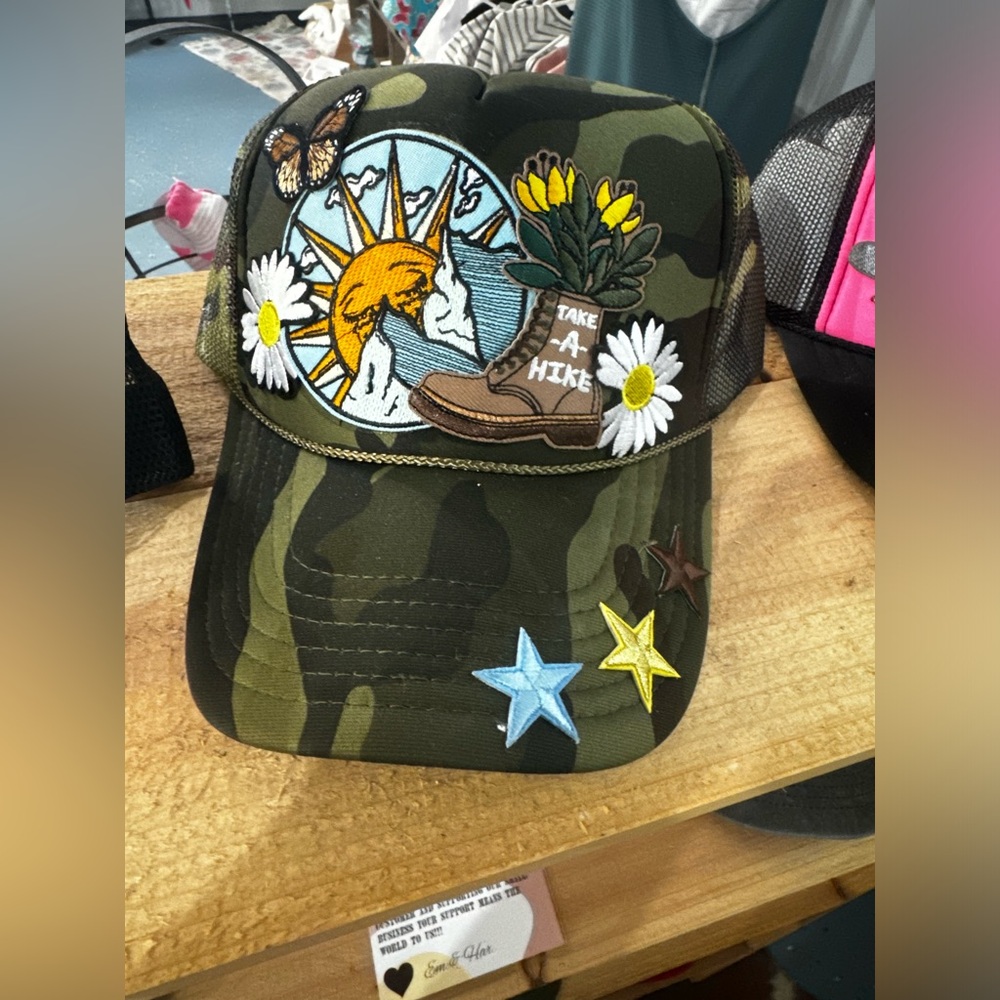 Trucker hat